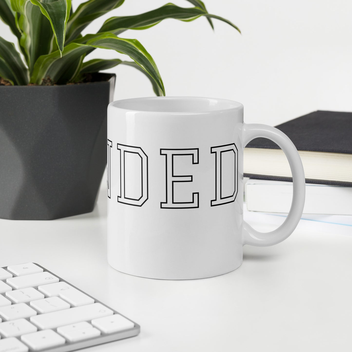 UPENDED MUG WHITE GLOSSY SIGNATURE